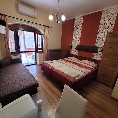Penzión Korzo Sturovo Exterior foto