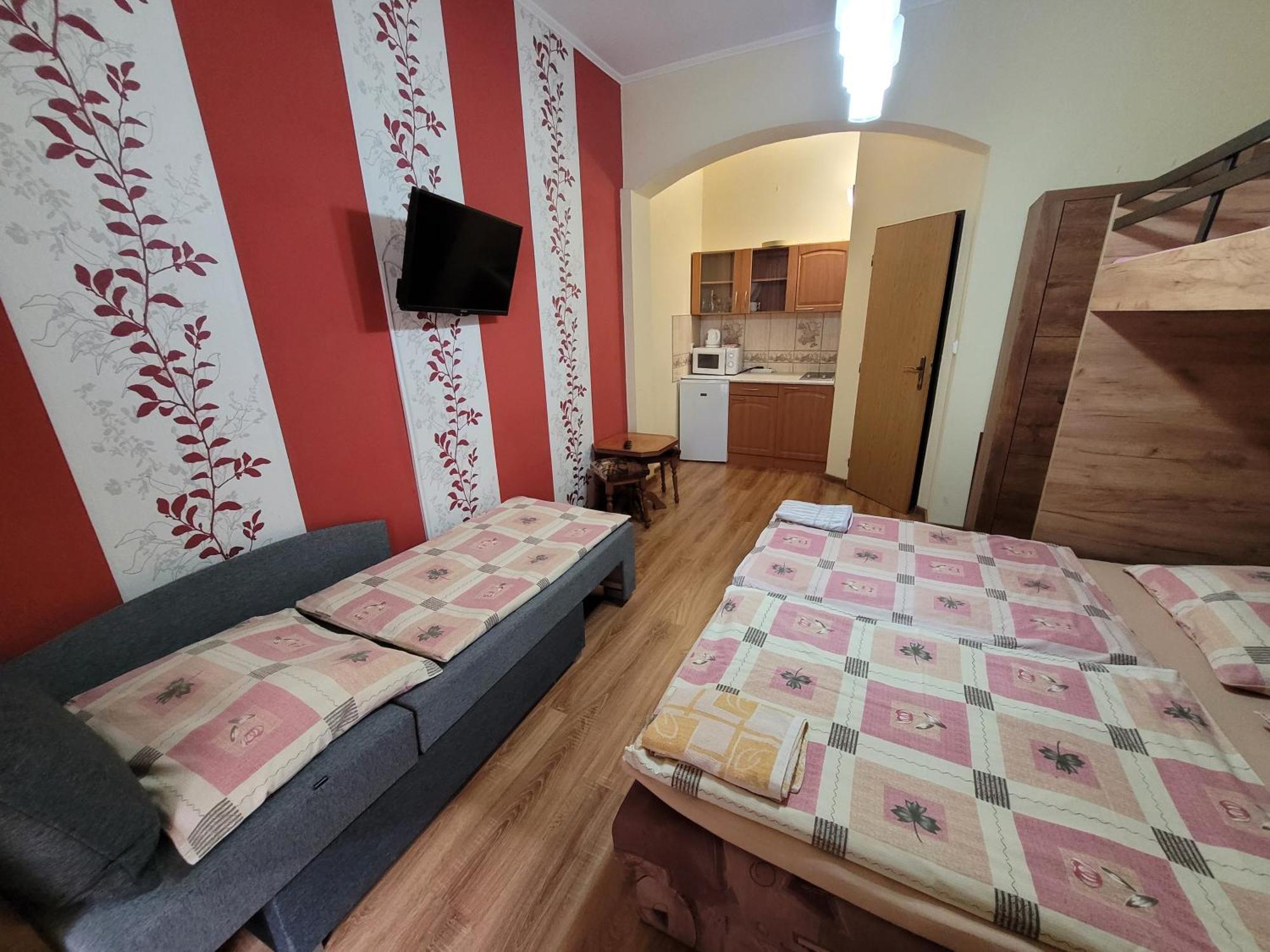Penzión Korzo Sturovo Exterior foto
