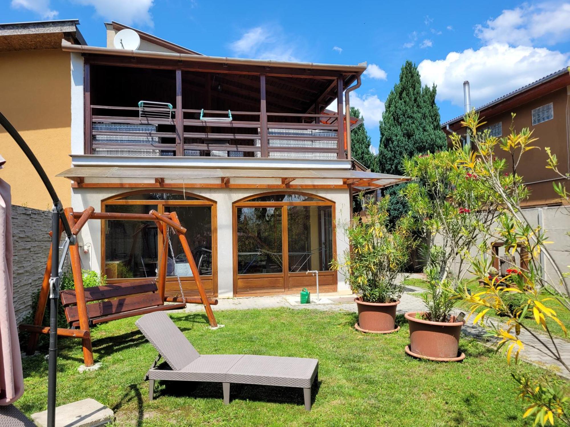 Penzión Korzo Sturovo Exterior foto