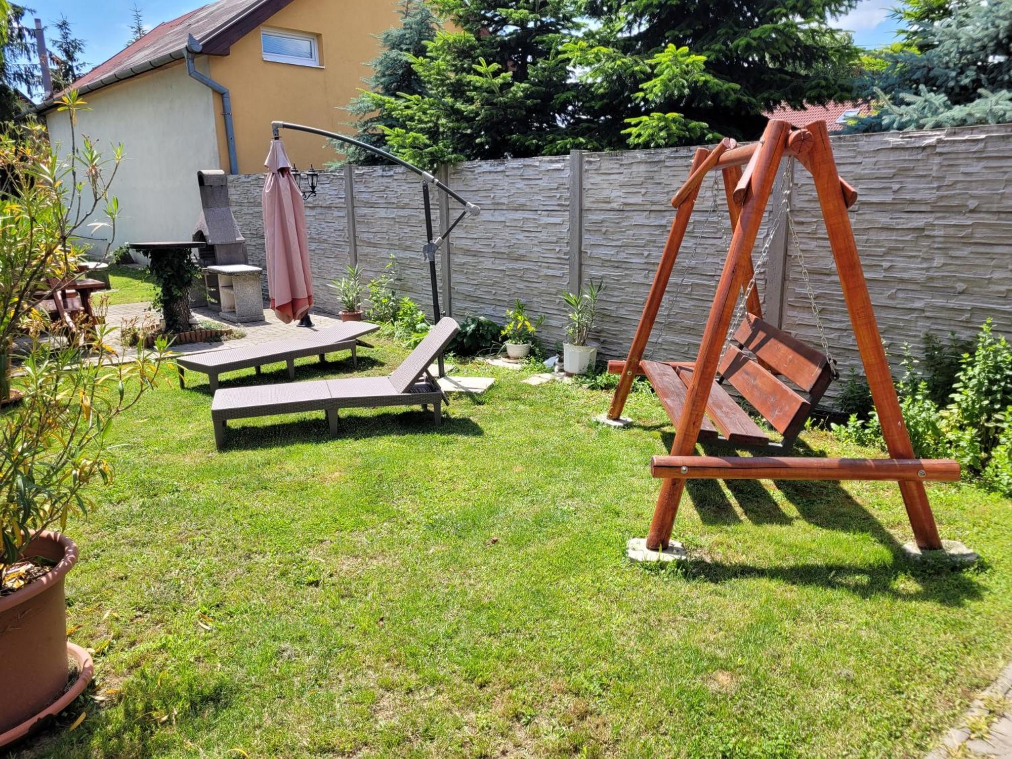 Penzión Korzo Sturovo Exterior foto