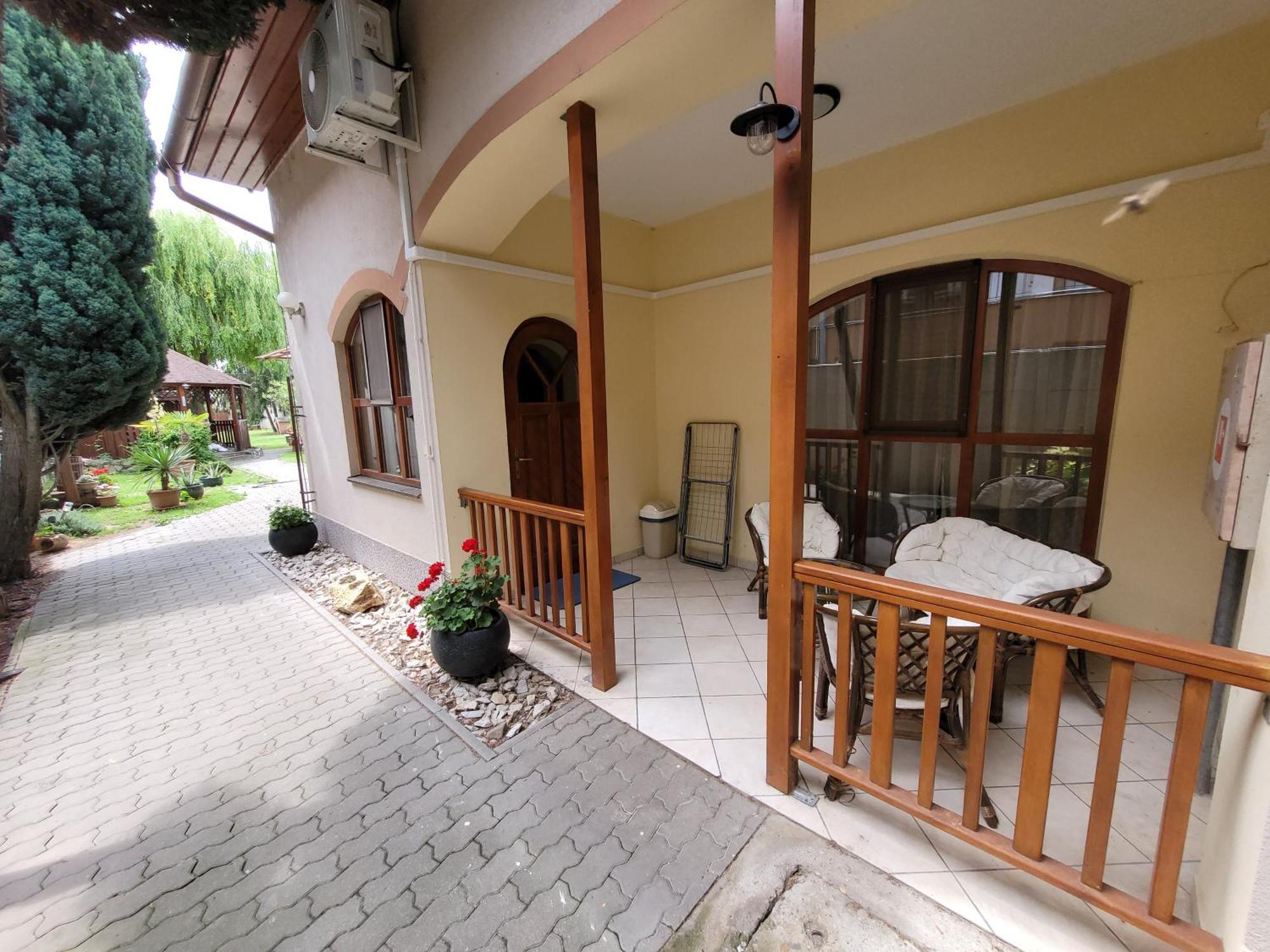 Penzión Korzo Sturovo Exterior foto