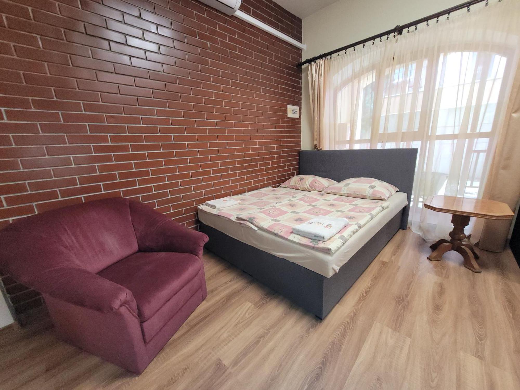 Penzión Korzo Sturovo Exterior foto
